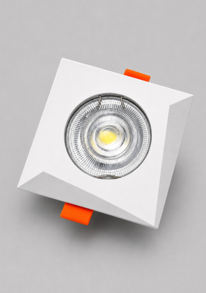 SPOT DC SY8814 WH square L100*W100*H25mm